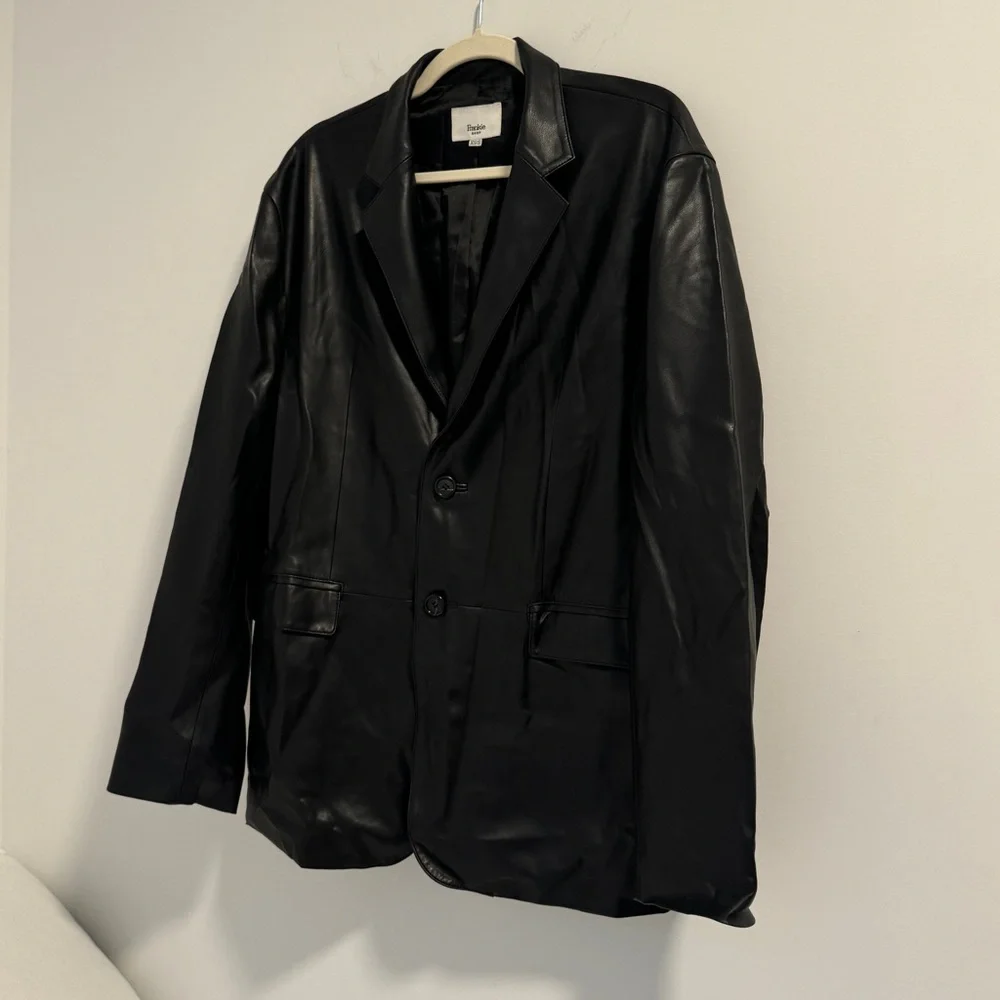 The Frankie Shop Leather Blazer - Picture 4 of 9